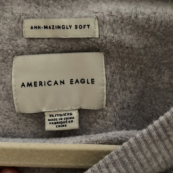 American eagle sweatshirt! Only worn twice ! - Picture 2 of 2